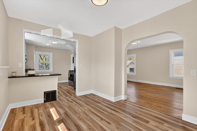 1047 Eastern Avenue NE, Grand Rapids, MI 49503