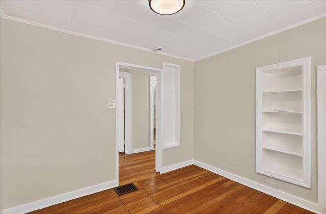 1047 Eastern Avenue NE, Grand Rapids, MI 49503