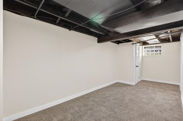 1047 Eastern Avenue NE, Grand Rapids, MI 49503