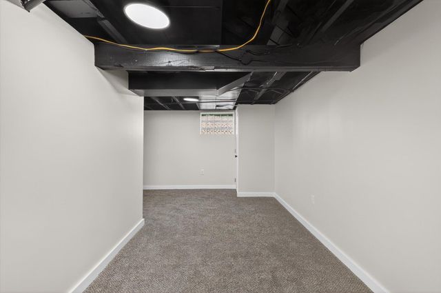 1047 Eastern Avenue NE, Grand Rapids, MI 49503