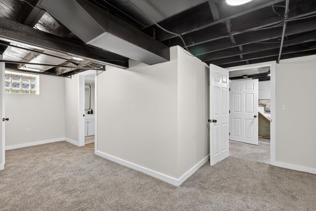1047 Eastern Avenue NE, Grand Rapids, MI 49503