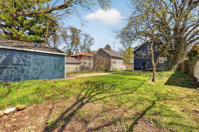 1047 Eastern Avenue NE, Grand Rapids, MI 49503