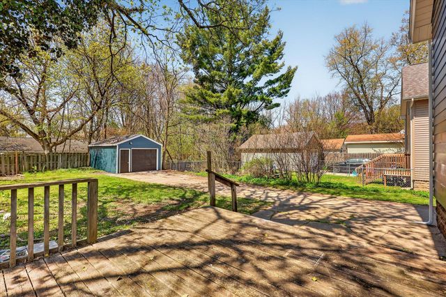 1047 Eastern Avenue NE, Grand Rapids, MI 49503