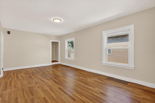 1047 Eastern Avenue NE, Grand Rapids, MI 49503