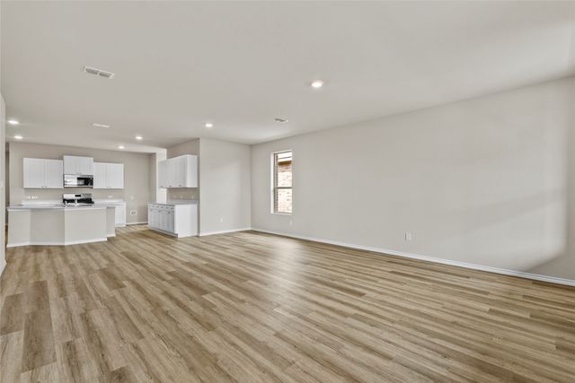 9741 Mcclane Farm Drive, Crowley, TX 76036