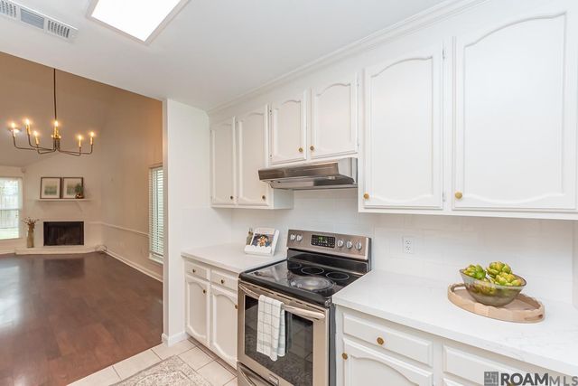 340 Misty Creek Dr, Baton Rouge, LA 70808