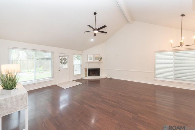 340 Misty Creek Dr, Baton Rouge, LA 70808