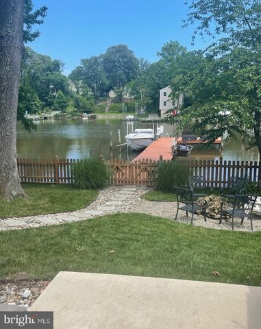 787 POWHATAN BEACH RD, Pasadena, MD 21122