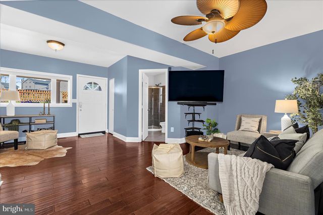 787 POWHATAN BEACH RD, Pasadena, MD 21122