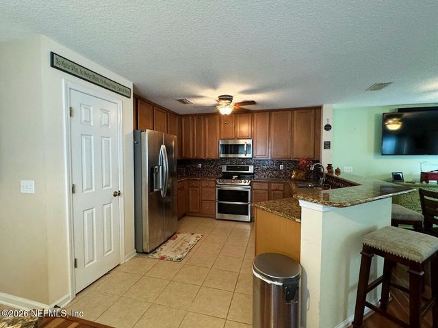 6700 BOWDEN Road 404, Jacksonville, FL 32216