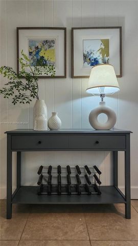 4420 NE 15th Ave, Oakland Park, FL 33334