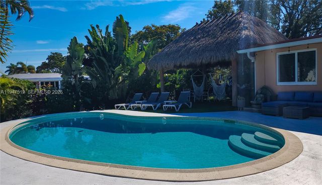 4420 NE 15th Ave, Oakland Park, FL 33334