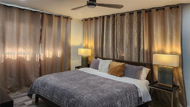 4420 NE 15th Ave, Oakland Park, FL 33334