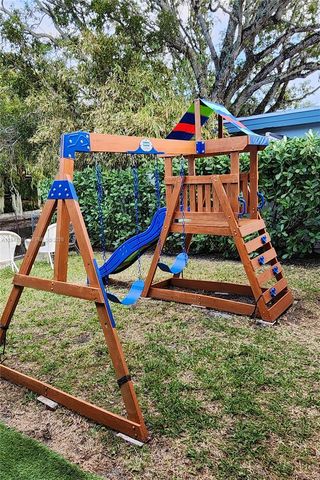 4420 NE 15th Ave, Oakland Park, FL 33334