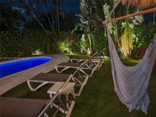 4420 NE 15th Ave, Oakland Park, FL 33334