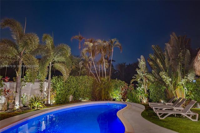 4420 NE 15th Ave, Oakland Park, FL 33334