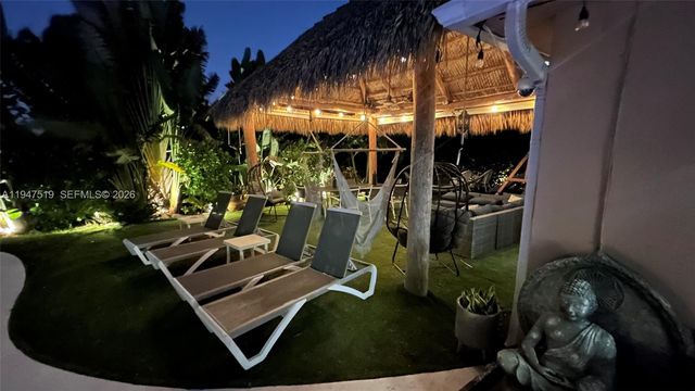 4420 NE 15th Ave, Oakland Park, FL 33334