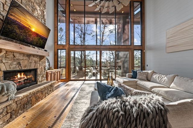 95 Woodhaven, Blue Ridge, GA 30513