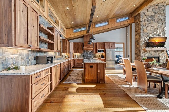 95 Woodhaven, Blue Ridge, GA 30513