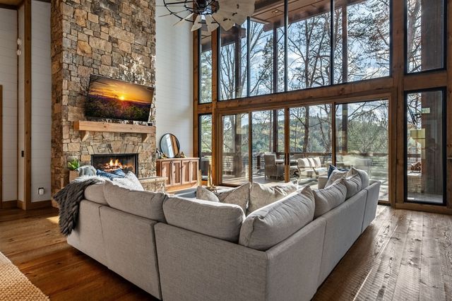 95 Woodhaven, Blue Ridge, GA 30513