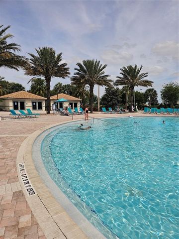 9338 Sommerset Hills, Davenport, FL 33896