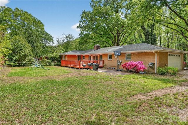 6201 Deliah Lane, Charlotte, NC 28215