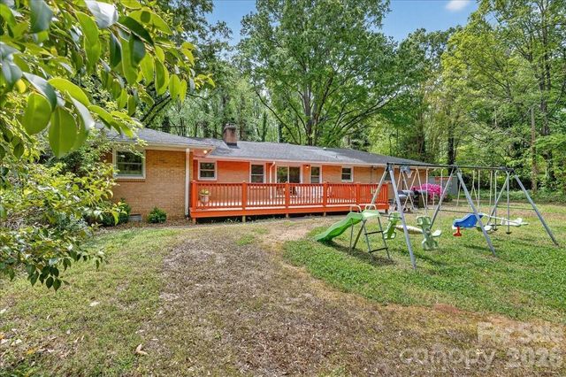 6201 Deliah Lane, Charlotte, NC 28215