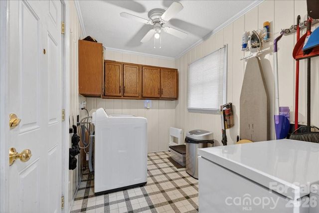 6201 Deliah Lane, Charlotte, NC 28215