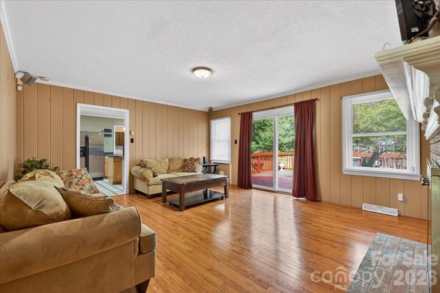 6201 Deliah Lane, Charlotte, NC 28215