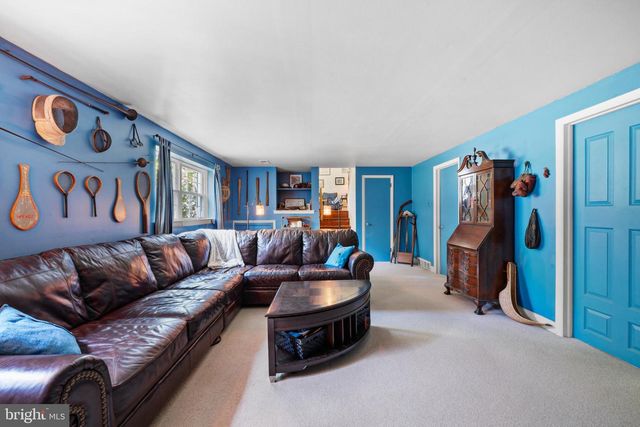 1387 HARRIS RD, Dresher, PA 19025
