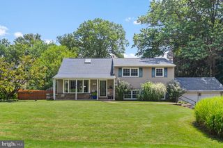 1387 HARRIS RD, Dresher, PA 19025