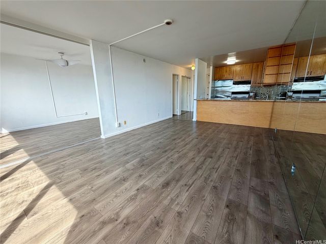 1255 Nuuanu Avenue E3203, Honolulu, HI 96817