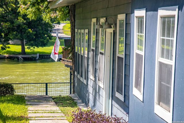 1186 HAPPY HAVEN RD, Mcqueeney, TX 78123