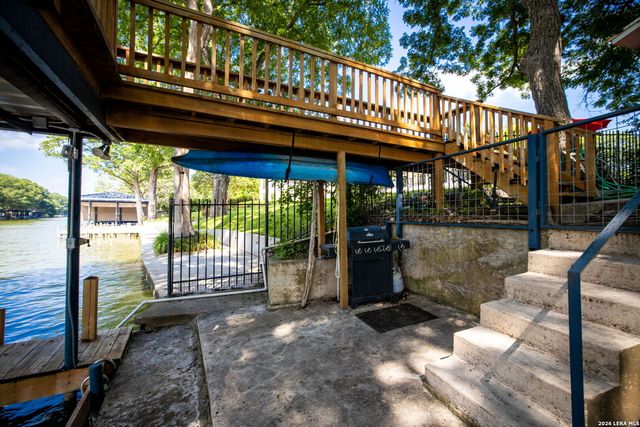 1186 HAPPY HAVEN RD, Mcqueeney, TX 78123