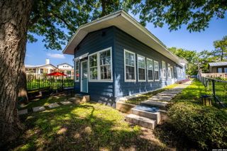 1186 HAPPY HAVEN RD, Mcqueeney, TX 78123