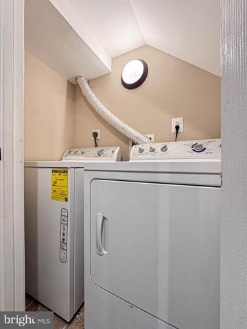 1688 FORT DUPONT ST SE, Washington, DC 20020