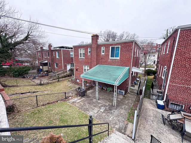 1688 FORT DUPONT ST SE, Washington, DC 20020