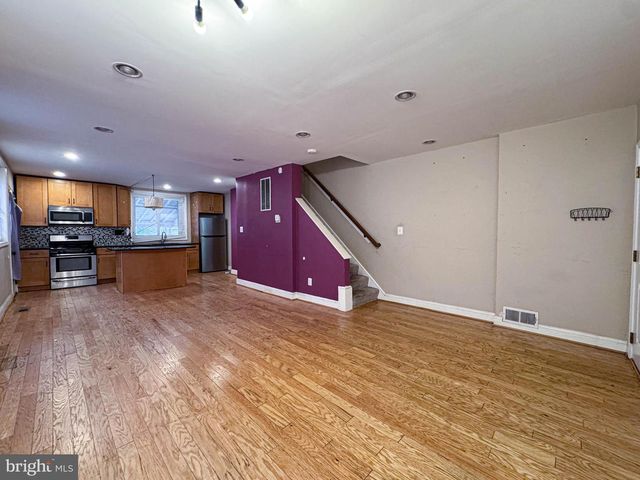 1688 FORT DUPONT ST SE, Washington, DC 20020