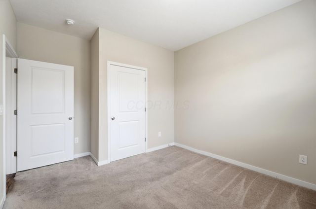 5851 Ryman Drive E, Grove City, OH 43123