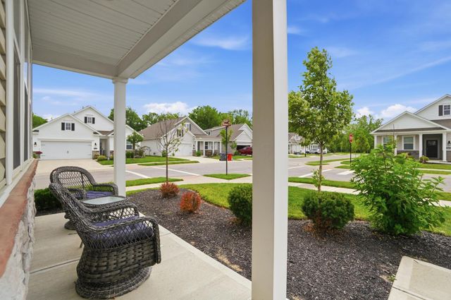 5851 Ryman Drive E, Grove City, OH 43123