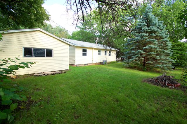 3406 MAGNOLIA Court, Bettendorf, IA 52722