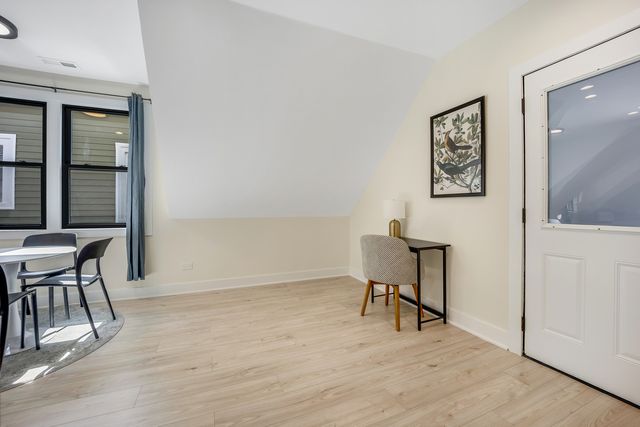 1644 N Troy Street 2, Chicago, IL 60647