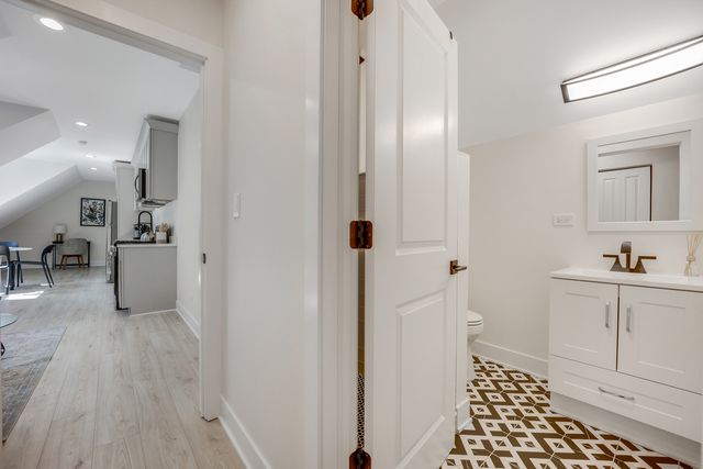 1644 N Troy Street 2, Chicago, IL 60647