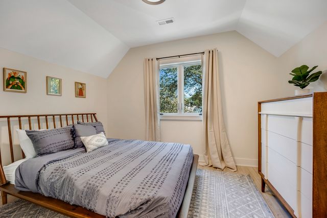 1644 N Troy Street 2, Chicago, IL 60647