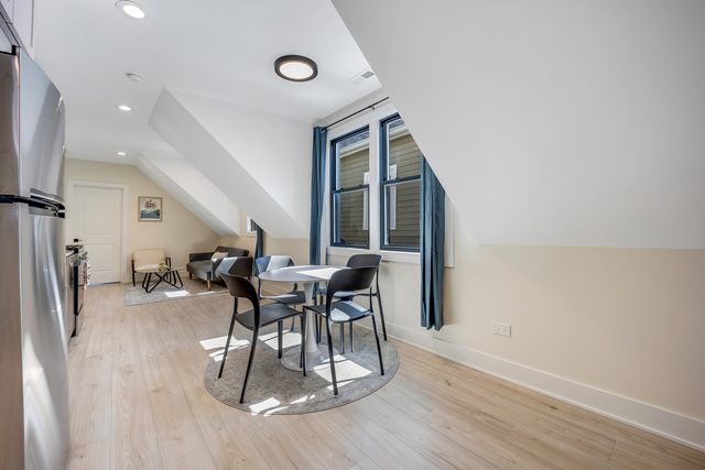 1644 N Troy Street 2, Chicago, IL 60647