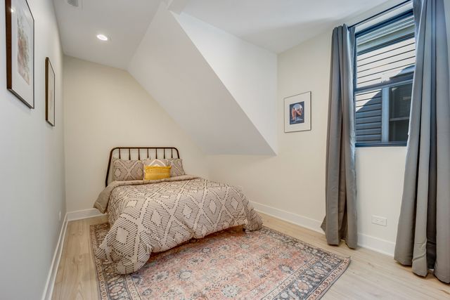 1644 N Troy Street 2, Chicago, IL 60647