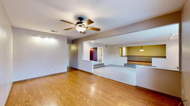1906 Monte Largo Drive NE, Albuquerque, NM 87112
