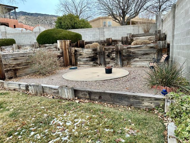 1906 Monte Largo Drive NE, Albuquerque, NM 87112