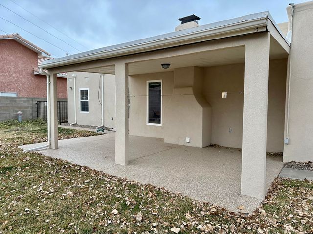 1906 Monte Largo Drive NE, Albuquerque, NM 87112