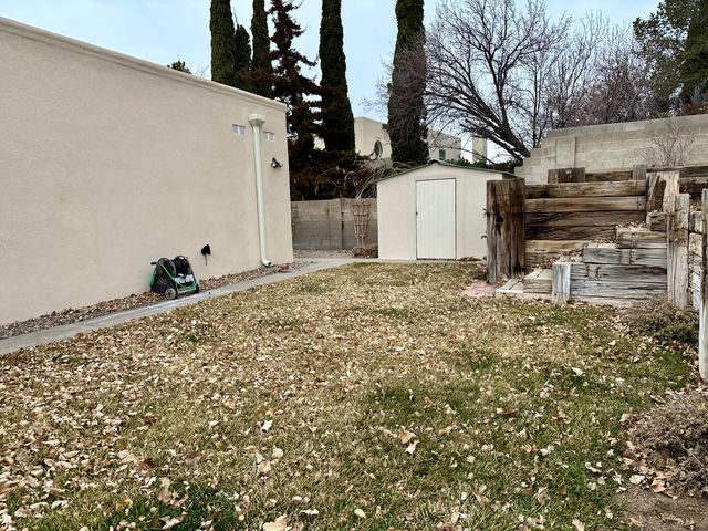 1906 Monte Largo Drive NE, Albuquerque, NM 87112